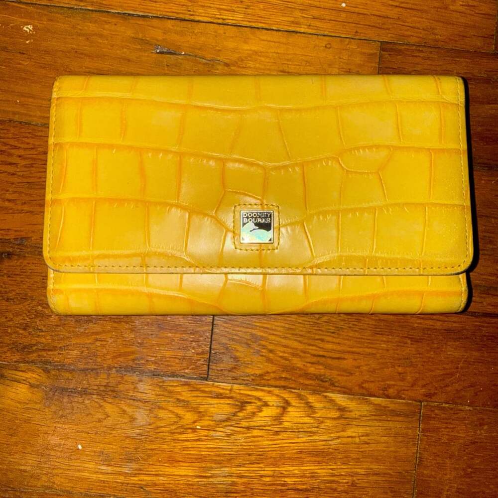 Dooney & Bourke Yellow Crocodile Embossed Leather Clutch Wallet